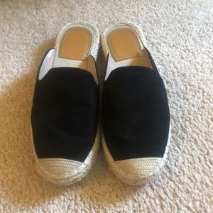 black slip on close toes sandals